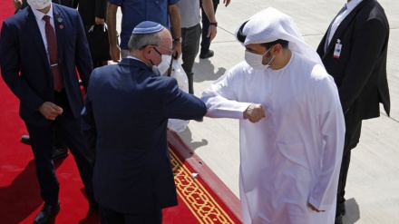 Arapi ostvaruju Netanjahuov san: Prvi komercijalni let iz Emirata na aerodromu u Tel Avivu