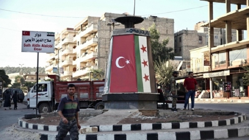 Teqînekê bajarê Efrînê hejand, gelek kesên sivîl hatin kuştin û birîndar bûn