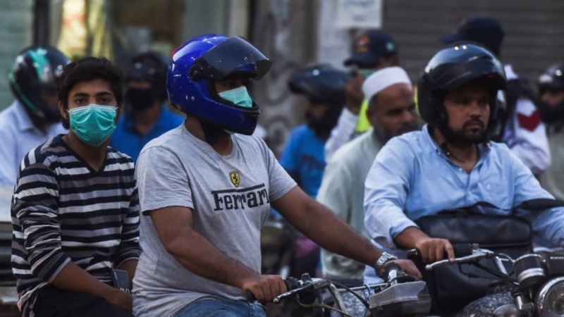 پاکستان میں ماسک نہ پہنے پر جرمانہ عائد 