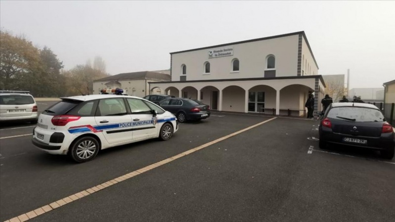 U Francuskoj će narednih dana biti pregledano 76 džamija