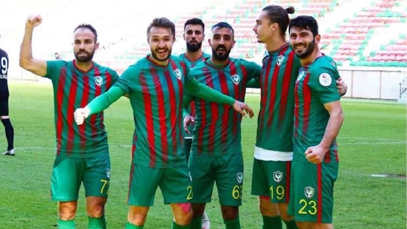 Amedspor gav bi gav ber bi Play-Offê ve diçe 