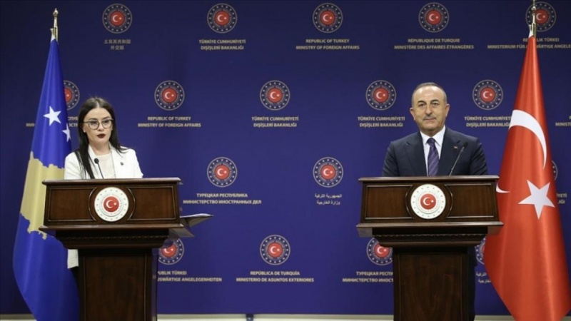 Čavušoglu: Turska podržava dijalog između Srbije i Kosova