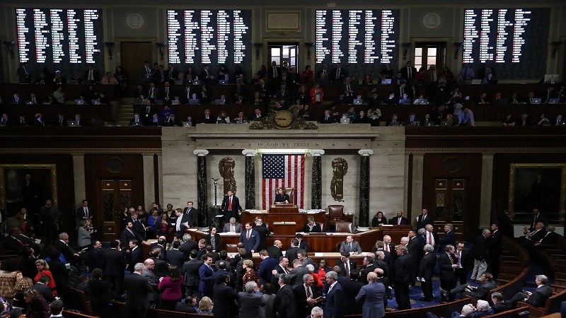  Meclisa Nûneran vetoya Trump a li dijî qanûna budçeya parastinê betal kir