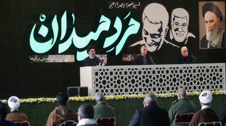 جنرل سلیمانی کے قاتلوں سے سخت انتقام لینے پر ایرانی عوام کا زور