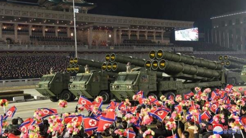 Şimali Koreya dünyanın ən güclü silahlarından birini nümayiş etdirdi