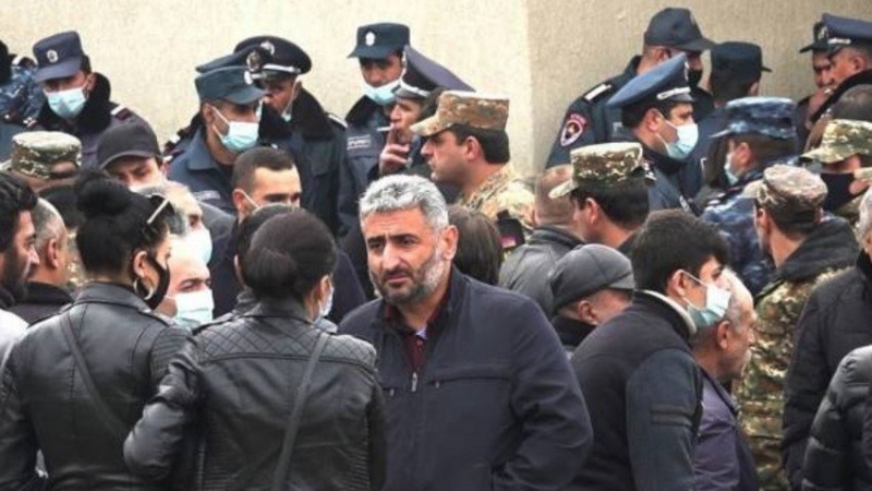 Ermənilər Putindən müharibədəki itkinlərinin tapılması üçün kömək istədi