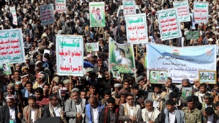 انصاراللہ کی حمایت میں یمنی عوام کا مظاہرہ