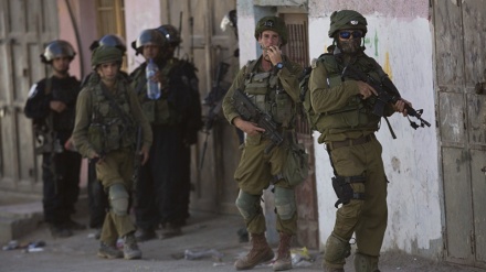 Zapadna obala: U napadu izraelske policije povrijeđene desetine Palestinaca