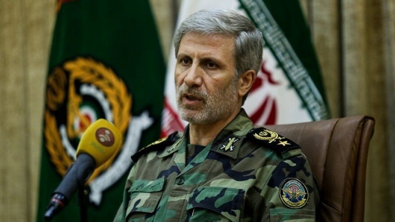 دہشت گردی کا مقابلہ کرنے کے لئے دوہرے معیار سے دستبرداری ضروری ہے: وزیر دفاع ایران