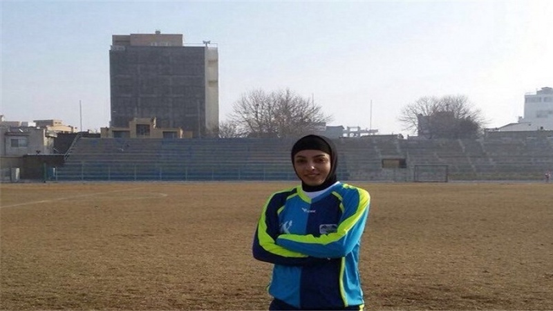 Ərdəbilli qadın futboçunun İran və dünyada parlamaq yolundakı yüksəlişi