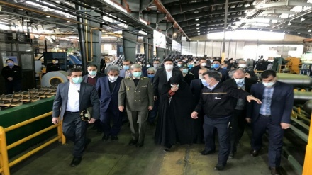 ایران میں مغربی ایشیا کے سب سے بڑے سیلنڈر سازی کے کارخانے کا افتتاح 