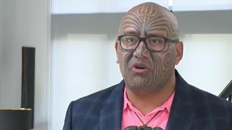 Novi Zeland: Maorski zastupnik odbija kravatu kao “kolonijalnu omču”