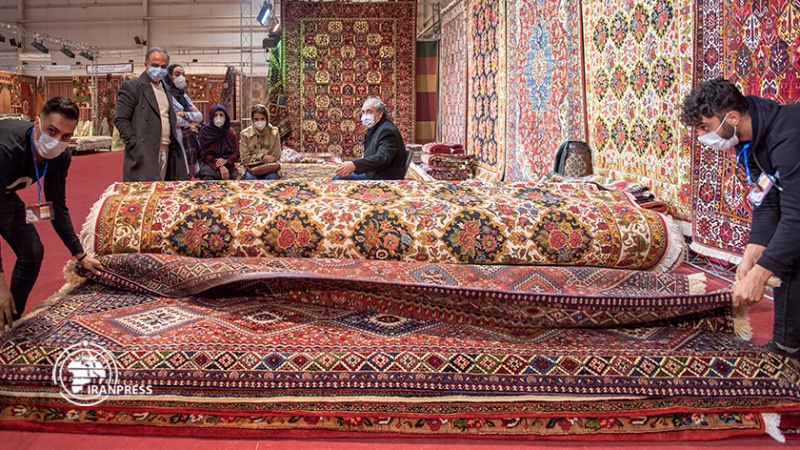 Sajam ručno tkanih perzijskih ćilima u Širazu