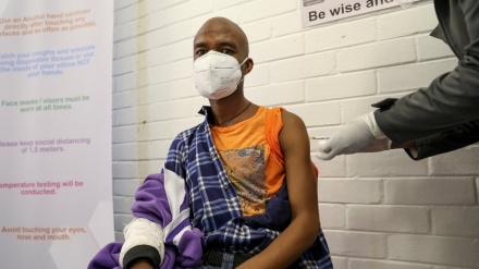 U Južnoj Africi zaplijenjeno više stotina ampula lažnih vakcina