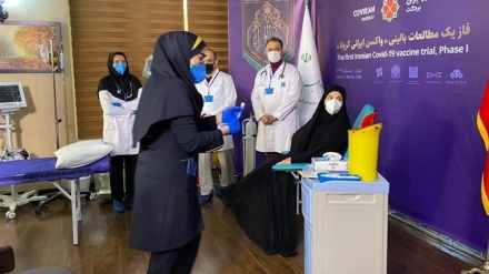 ایران میں  کورورنا ویکسینیشن کے دوسرے مرحلے کا آغاز 