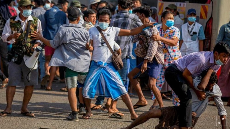 میانمار میں فوجی بغاوت کے خلاف احتجاج، 50 سے زائد افراد ہلاک و زخمی