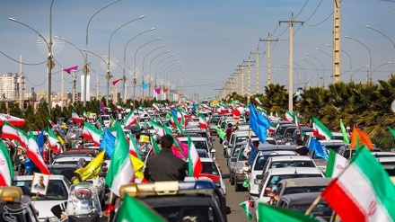 اسلامی انقلاب کی بیالیسویں سالگرہ کی منفرد ریلیاں