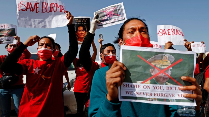میانمار میں فوجی بغاوت کے خلاف مظاہرے 