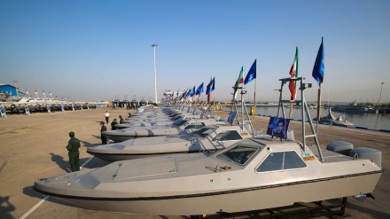 سیکڑوں جدید جنگی کشتیاں سپاہ پاسداران کی بحریہ میں شامل 