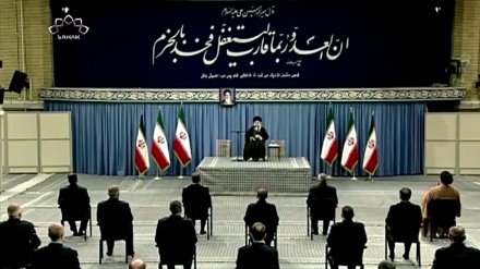 فضائیہ کے کمانڈروں سے رہبر انقلاب اسلامی کا خطاب - خصوصی رپورٹ