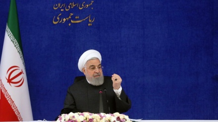 ایران کے خلاف امریکی پابندیاں اقتصادی دہشت گردی ہیں: صدر روحانی