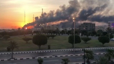 سعودی آئل ریفائنری پر ڈرون حملے کے بعد خوفناک آتشزدگی