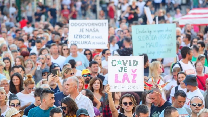 Protesti u pet hrvatskih gradova: Vratite nam gripu!