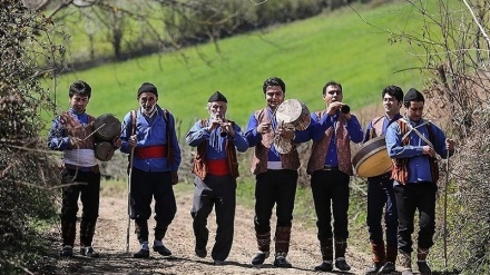 بەرەو پیری نەورۆز له ئێران شارستانی ساری سەر به پارێزگای مازەندەران