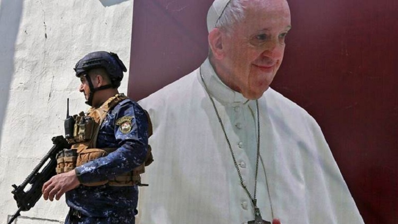 Papa Francis: Tevî êrişên mûşekî serdana min a bo Iraqê hilnaweşe 