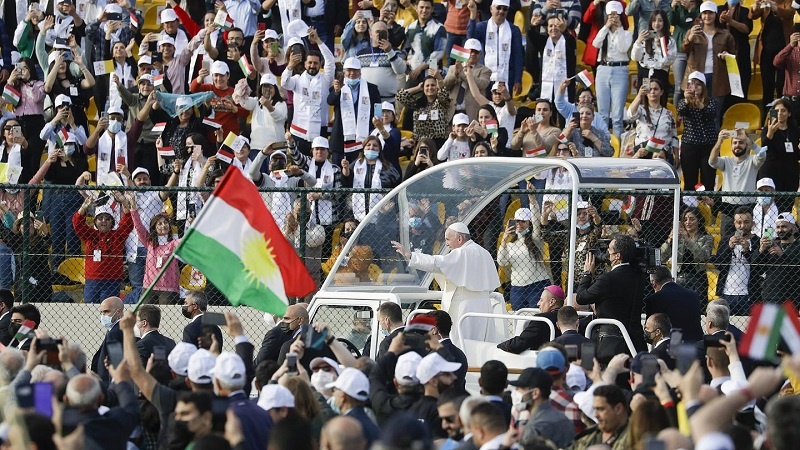 Iran i Turska osudili kontroverznu kurdsku markicu povodom posjete pape Franje