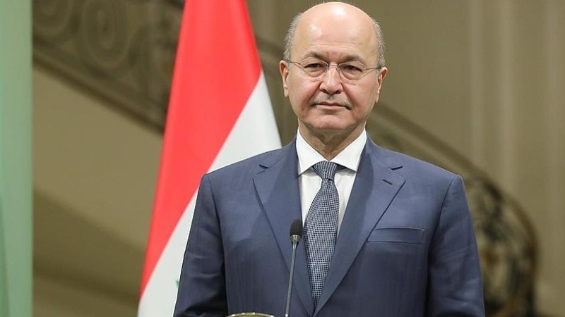 عراقی صدر کی جانب سے شہید جنرل قاسم سلیمانی کو جذباتی انداز میں خراج عقیدت 