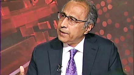 پاکستان میں وزیرخزانہ کی برطرفی 