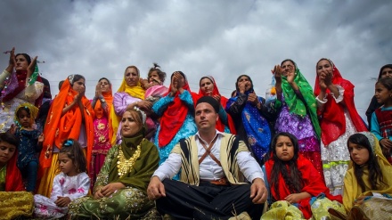 Dem û resmên Newrozî li  parêzgeha Çarmehal Bextiyarî