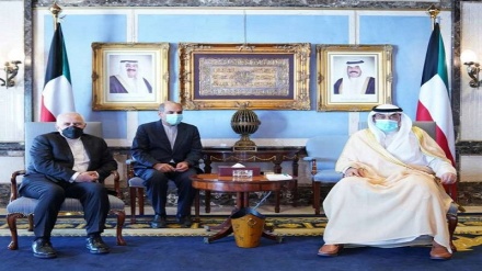 ایران کے وزیر خارجہ کی  کویتی وزیراعظم سے ملاقات 
