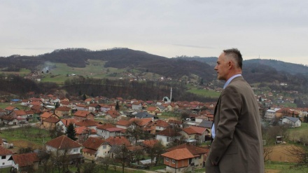 Ramazan u logoru: Neka bude i serija šamara, samo dok čeljade ne završi sa akšam-namazom