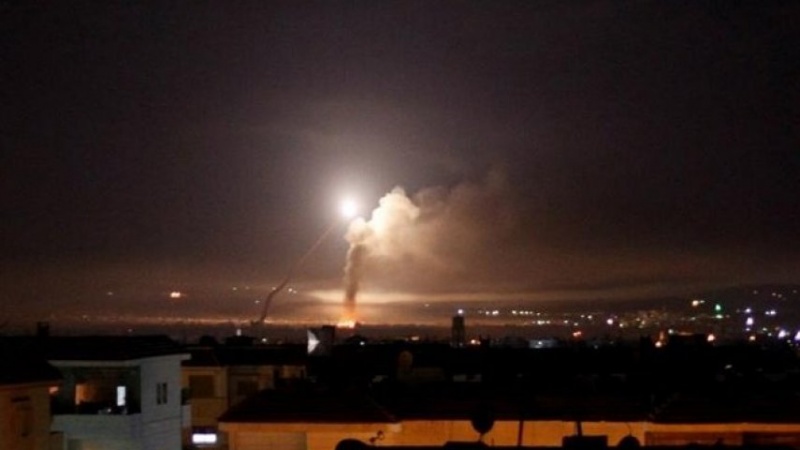 دمشق پر اسرائیل کا فضائی حملہ 4 فوجی زخمی