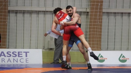 İranlı güləşçilər Danklov Kuboku yarışlarında qızıl medal alıblar