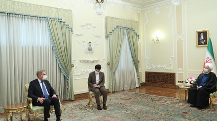 ایران کے صدر سے پاکستان کے وزیر خارجہ کی ملاقات