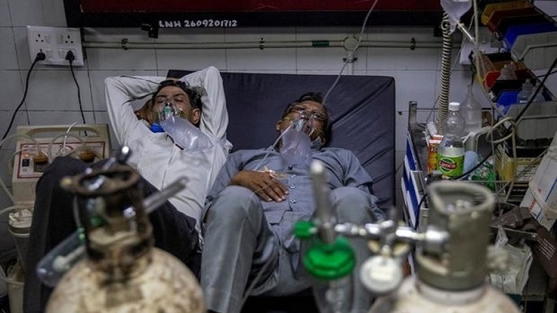 Hindistanda oksigen böhranı: Bir saatlıq oksigen qalıb + FOTO