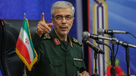ایران ہر قسم کی جارحیت کا منھ توڑ جواب دینے کے لئے تیار ہے: سربراہ مسلح افواج