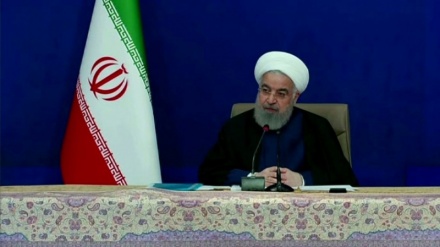 Ruhani: İran xalqı ABŞ-ın maksimum təzyiqinə müqavimət göstərdi