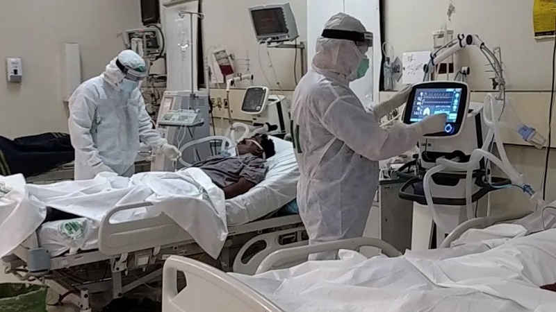 پاکستان میں کورونا کی تیسری لہر میں شدت 