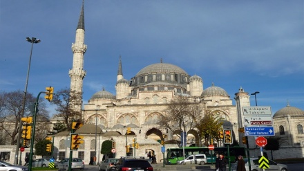 İstanbulun Taksim meydanında inşa edilən məscid Ramazan bayramınadək ibadətə açılacaq