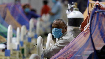 ہندوستان میں کورونا سے یومیہ متاثرین کی تعداد میں کمی