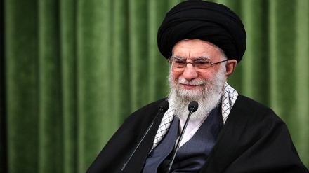 Rêberê mezin ê Inqilaba Îslamî qebûl kir ku cezayên hejmarek mehkûmên dadgehan were bexşandin û kêmkirin