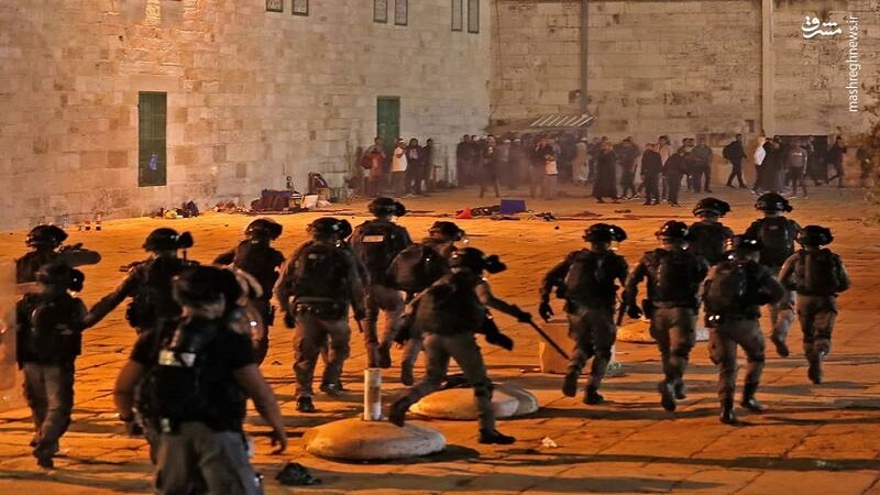 Palestinci uprkos napadima obilježili noć Lejletu-l- kadr