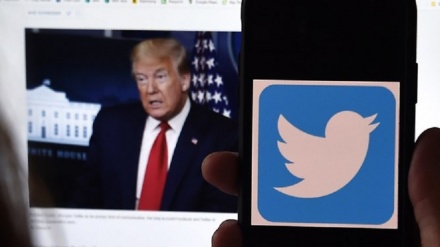 Twitterê çend hesabên têkildarî Trump asteng kirin