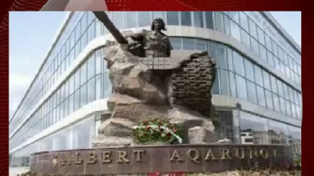 Azərbaycanda milli qəhrəmanların adlarının əbədiləşdirilməsi tələb olunur
