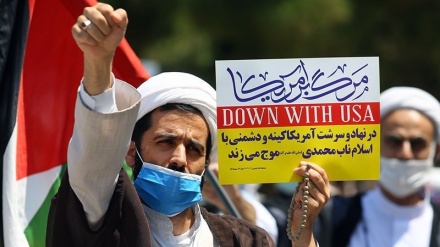 حوزۂ علمیہ قم صیہونی دہشتگردی کے خلاف سراپا احتجاج۔ تصاویر