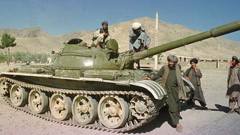 طالبان بھاری ہتھیار پاکستان منتقل کر رہے ہیں: افغانستان کا الزام 